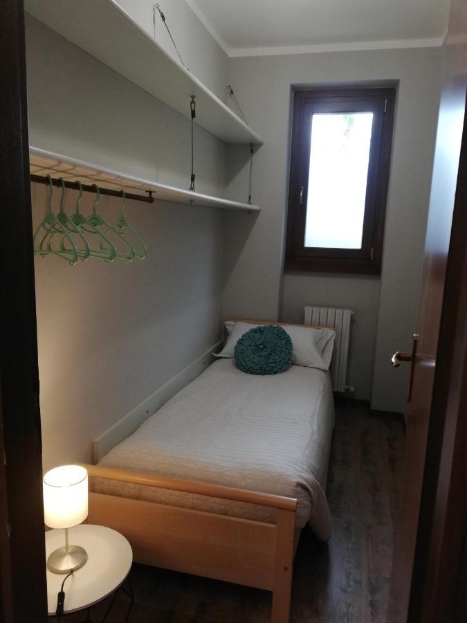 Dream Lake Panorama, Garage In The Center Of Varenna Bagian luar foto