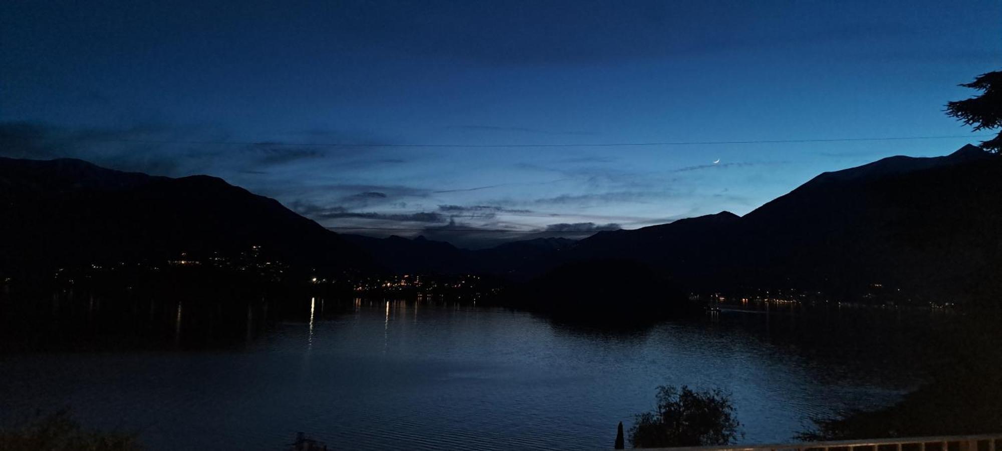 Dream Lake Panorama, Garage In The Center Of Varenna Bagian luar foto